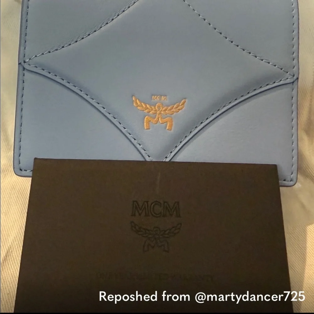 MCM pocket flap
